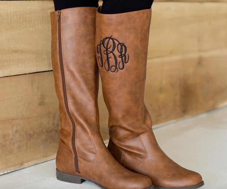 Monogrammed Ladies Tall Riding Boots In Brown