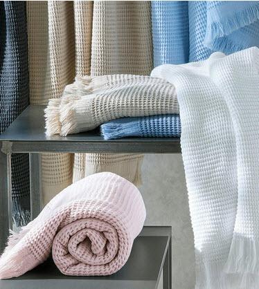 Matouk Kiran Bath Collection Matouk Kiran Bath Collection Home & Garden > Linens & Bedding > Towels > Bath Towels & Washcloths
