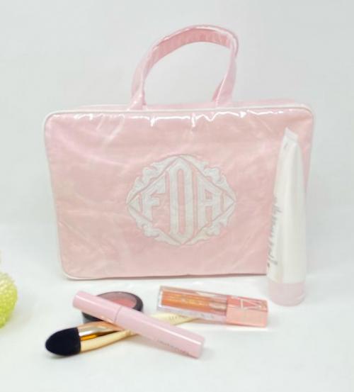 Walker Valentine Medium Top Handled Cosmetic Bag 11 x 7  Luggage & Bags > Toiletry Bags