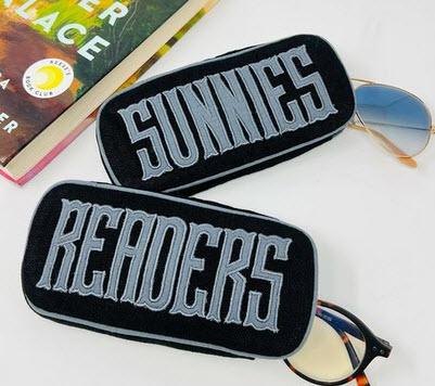 Eyeglasses Cases in Black Smooth Linen with Gray Applique Classic Eyeglasses Cases in Black Smooth Linen with Gray Applique Classic NULL