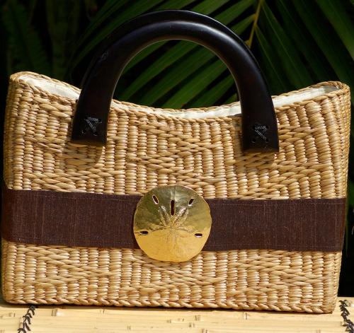 Queen Bea Large Coastal Beverly Zip Basket  Apparel & Accessories > Handbags > Tote Handbags