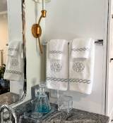 Matouk Classic Chain Hand Towel Monogrammed