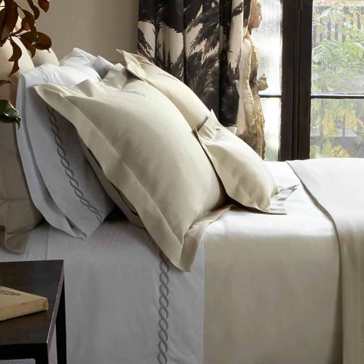 Matouk Classic Chain Monogrammed Bedding Collection