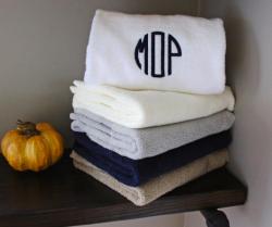 Monogrammed Towels Gallery_854 NULL