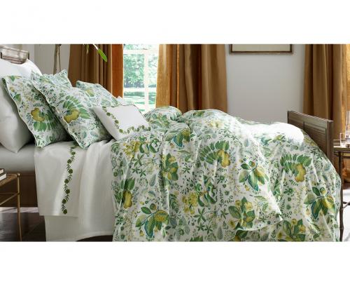 Matouk Pomegrante Schumacher Bedding Gallery_940 NULL