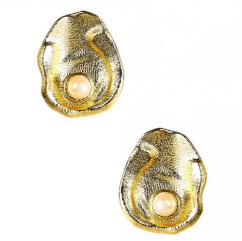 Lisi Lerch Oyster Stud Earrings Lisi Lerch Oyster Stud Earrings Apparel & Accessories > Jewelry > Earrings