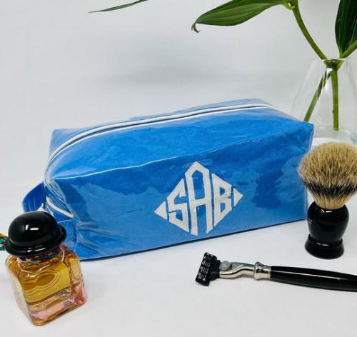 Walker Valnentine Dopp Kit 10' by 6"  Luggage & Bags > Toiletry Bags