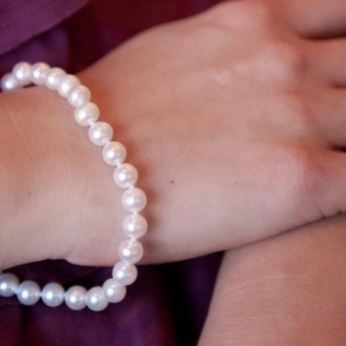 Classic White 7mm Cultured Pearl Bracelet Multiple Lengths  Apparel & Accessories > Jewelry > Bracelets