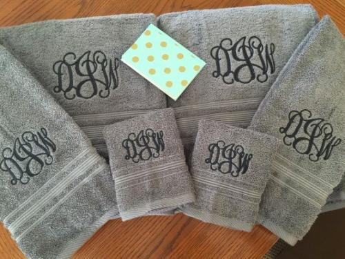 Monogrammed Gray Luxury Towel Set   Home & Garden > Bathroom Accessories